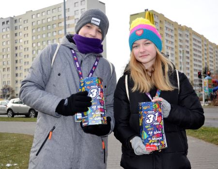 Piotrków zagrał dla WOŚP. Wolontariusze kwestowali na ulicach miasta