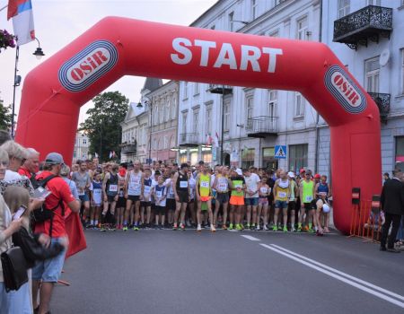 VII Nocny Półmaraton Piotrkowski za nami