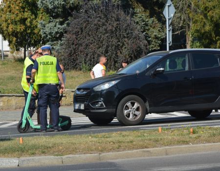 Hulajnogista potrącony na przejściu w Piotrkowie