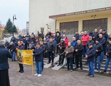 Jubileuszowy 60. Męski Publiczny Różaniec ulicami Piotrkowa Trybunalskiego