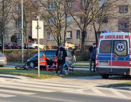 Nietrzeźwy rowerzysta wtargnął na pasy