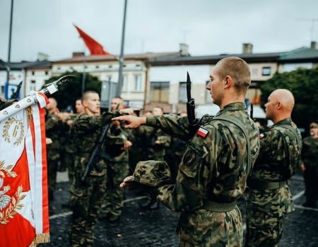 Przysięgli służyć wiernie Rzeczypospolitej