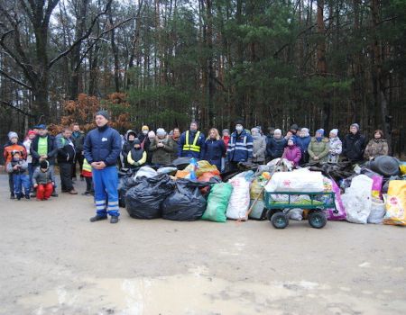 Posprzątali las w Borowej