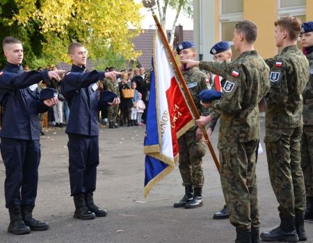 Klasy mundurowe ślubowały [ZDJĘCIA]