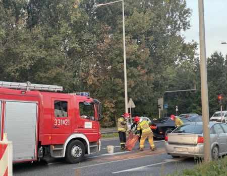 Zderzenie dwóch osobówek przy Bugaju