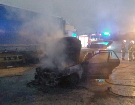 Samochód doszczętnie spłonął w Żarnowicy