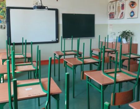 Gmina Wola Krzysztoporska: Wakacyjne remonty w szkołach