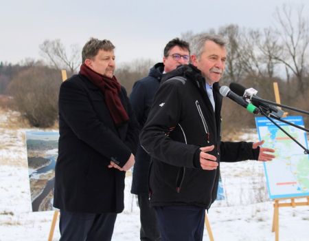 Zakończono prace przy udrożnianiu koryta Pilicy