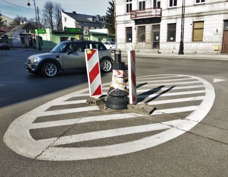 Gdzie się podziała latarnia z Toruńskiej?