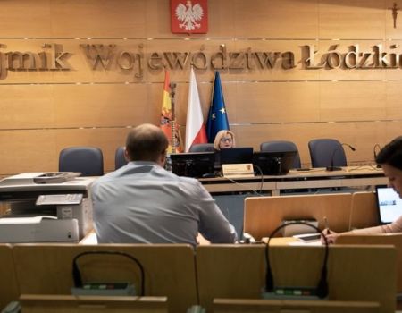 Województwo łódzkie nie wycofało uchwały anty-LGBT