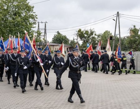 OSP w powiecie piotrkowskim będą mieć nowe mundury