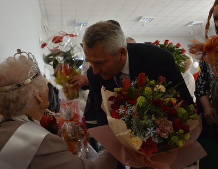 100 osób świętowało 100-lecie urodzin pani Sabiny