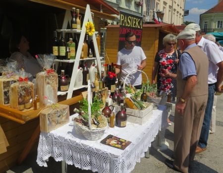 Rynek Trybunalski zmieni się w krainę miodem płynącą