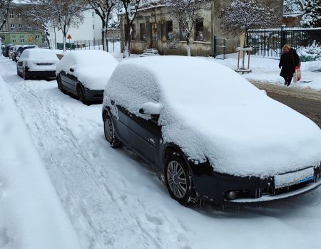 3 tys. złotych mandatu za jazdę nieodśnieżonym samochodem