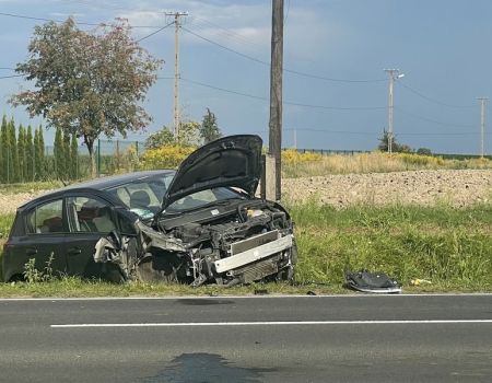 Groźny wypadek z udziałem motocyklisty. Droga była całkowicie zablokowana