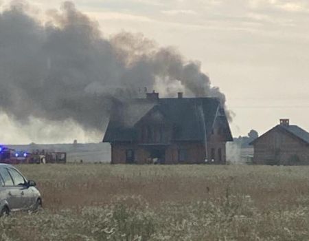 Pożar strawił dobytek pięcioosobowej rodziny. Potrzebna pomoc