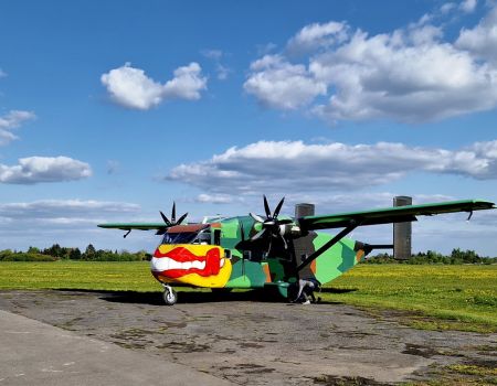 Kolejny Skyvan nad Piotrkowem