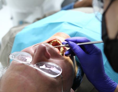 Coraz więcej płacimy za dentystę. Ceny zabiegów przyprawiają o zawrót głowy