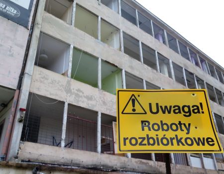 Budynek po Bibliotece Pedagogicznej idzie rozbiórki. Wiemy co tam będzie!