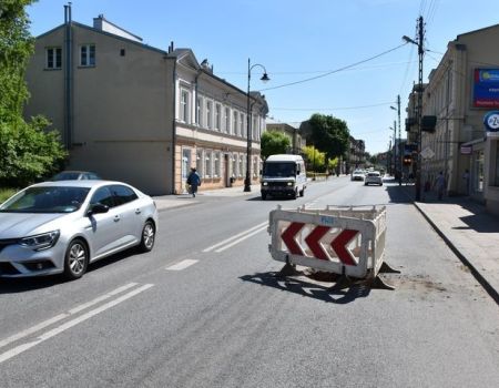 Regulują wysokość studzienek. Mogą występować utrudnienia