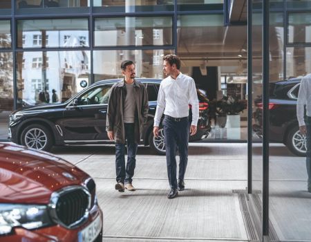 Praca dla marki samochodów premium. Wyzwania i możliwości w Sieci Dealerskiej BMW