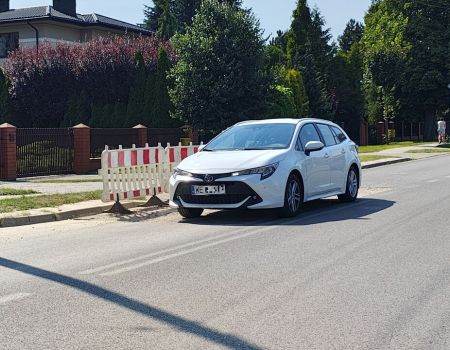 Jest dziura, jest problem. Gwarancja blokuje drogowców