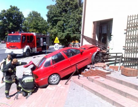 Moszczenica:  Zatrzymał się na schodach sklepu 