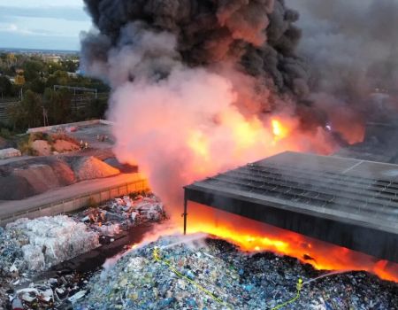 Strażacy podsumowali pożar sortowni śmieci