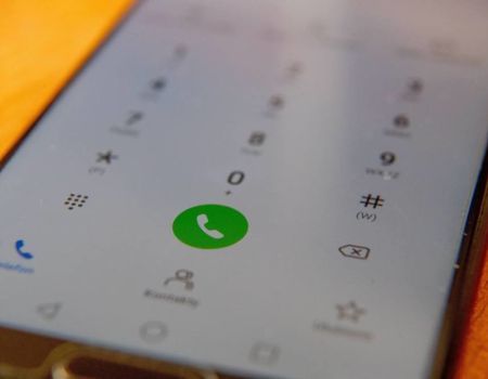 BIK: oszuści dokonali 1800 wyłudzeń przez telefon na kwotę 598 tys. zł