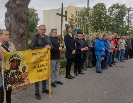 Październikowy Męski Różaniec ulicami Piotrkowa