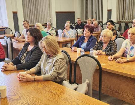 Społecznie działają na rzecz mieszkańców. Spotkali się z władzami Piotrkowa