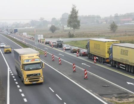 Radni chcą pieniędzy na remont lokalnych dróg 