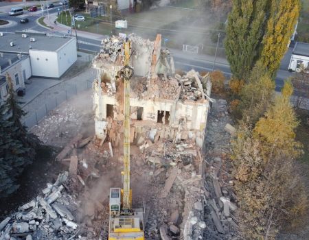 Budynek Biblioteki Pedagogicznej znika na naszych oczach