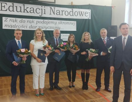 Podziękowania dla nauczycieli i wyróżnienia dla uczniów