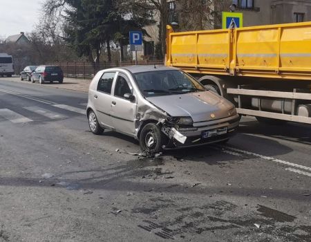 Zderzenie przy mediatece. Utrudnienia w centrum miasta