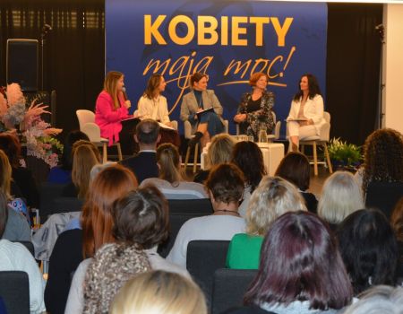 „Kobiety mają moc”. Spotkanie pań w Mediatece w Piotrkowie