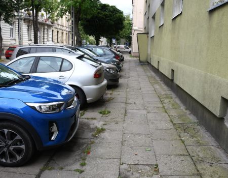 Stare, zużyte płyty zastąpi kostka betonowa