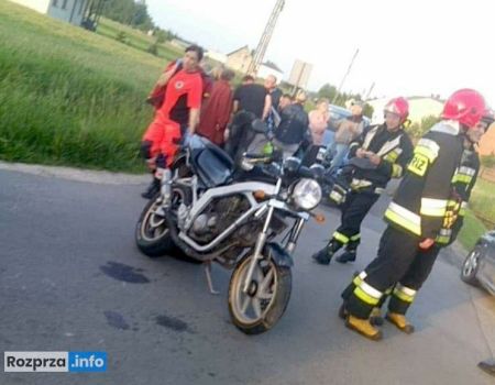 Zderzenie motocykla z osobówką w Bryszkach