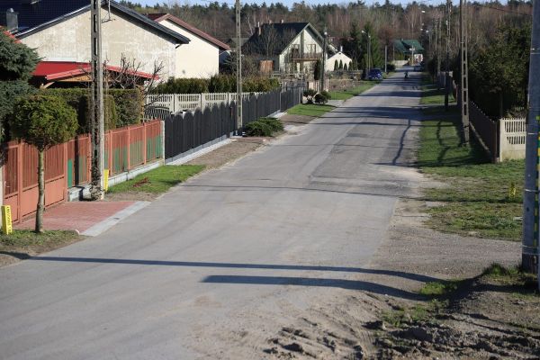 Remont dróg w kolejnych miejscowościach gminy Wola Krzysztoporska
