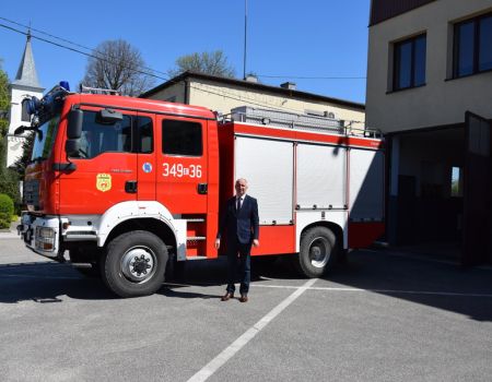 Trzeci nowy samochód strażacki w gminie Czarnocin