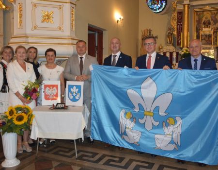 Uroczyste poświęcenie herbu gminy Czarnocin