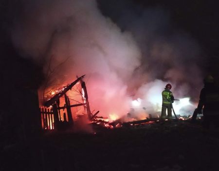 Pożar pustostanu w gminie Ręczno