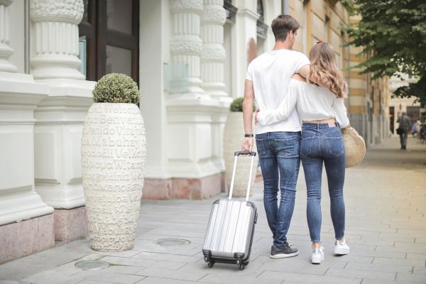 Najważniejsze zalety ubezpieczenia z ochroną bagażu podróżnego