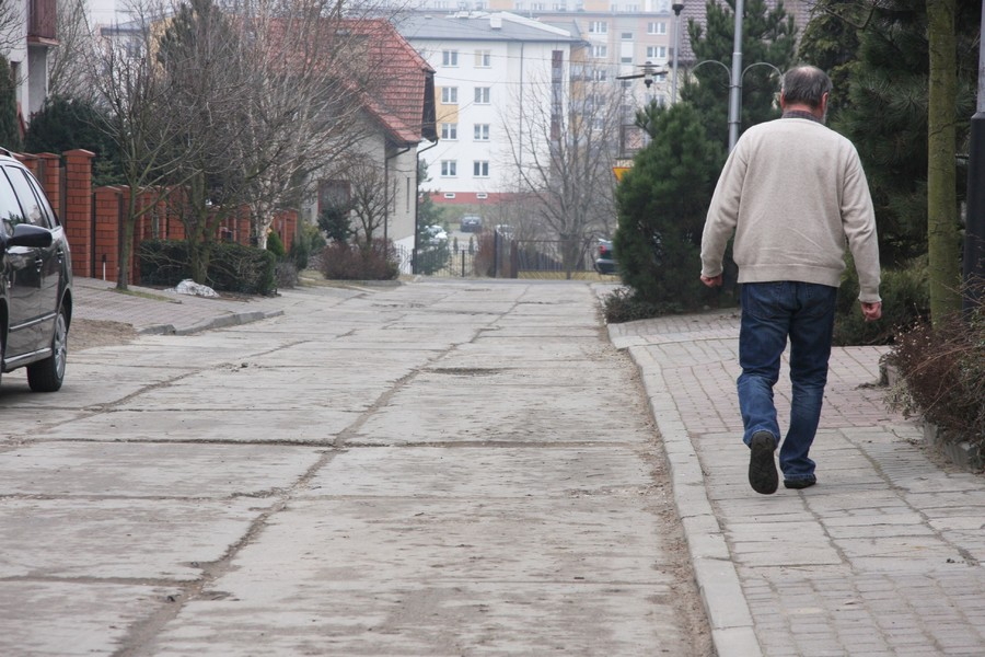 20 rodzin apeluje o remont drogi