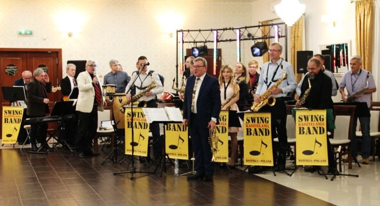 Swing Band Kasztelania graa dla mieszkacw 