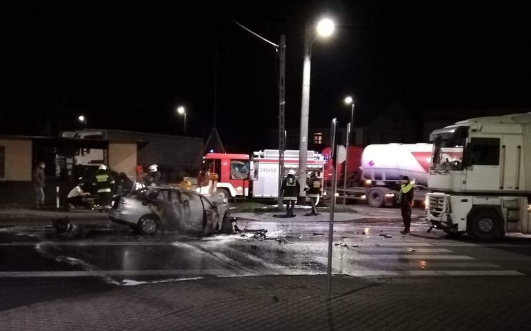Wypadek w Srocku /fot. kontakt@epiotrkow.pl