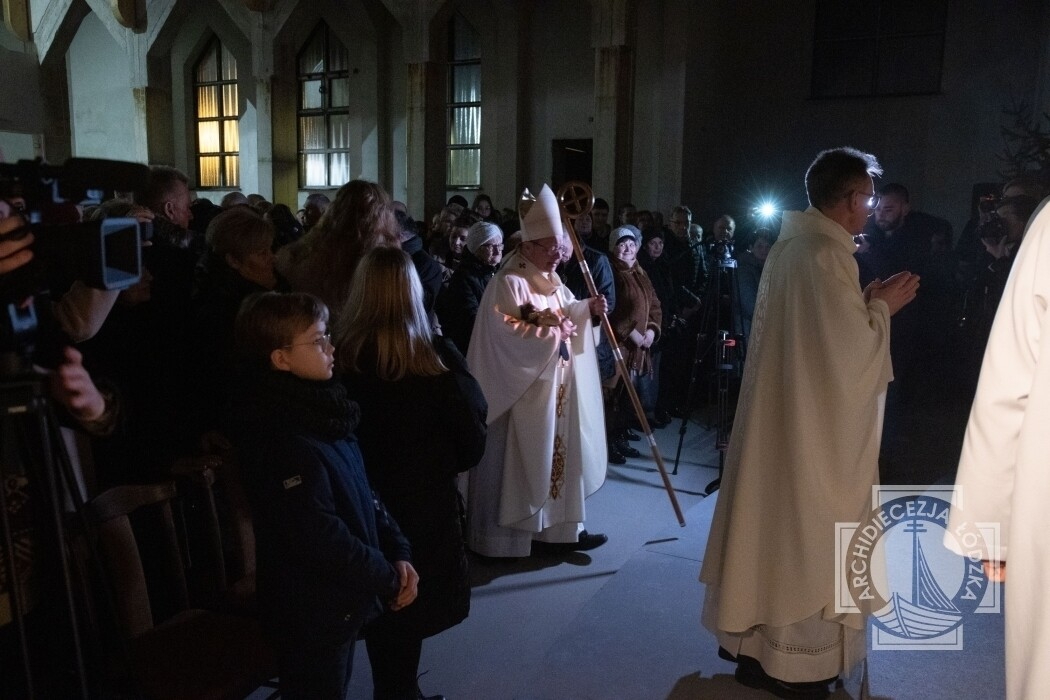 Kard. Ry podczas Pasterki w Bechatowie: Jezus mwi: nie narzucisz pokoju si!