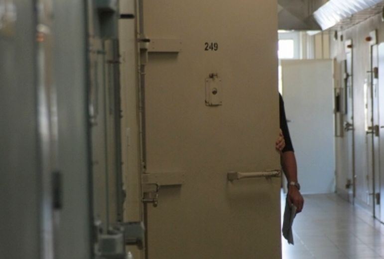 Więźniowie z piotrkowskiego aresztu skarżą się na swój los