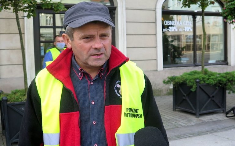 Na zdjciu Janusz Terka, rolnik z powiatu piotrkowskiego (fot. archiwum epiotrkow.pl)