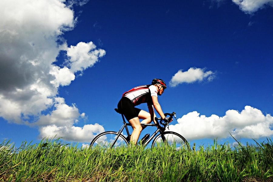 Rower na letnie przejadki: cross, miejski czy MTB?